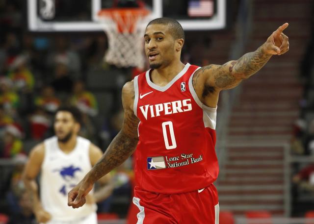 他展现的不 他展现的不