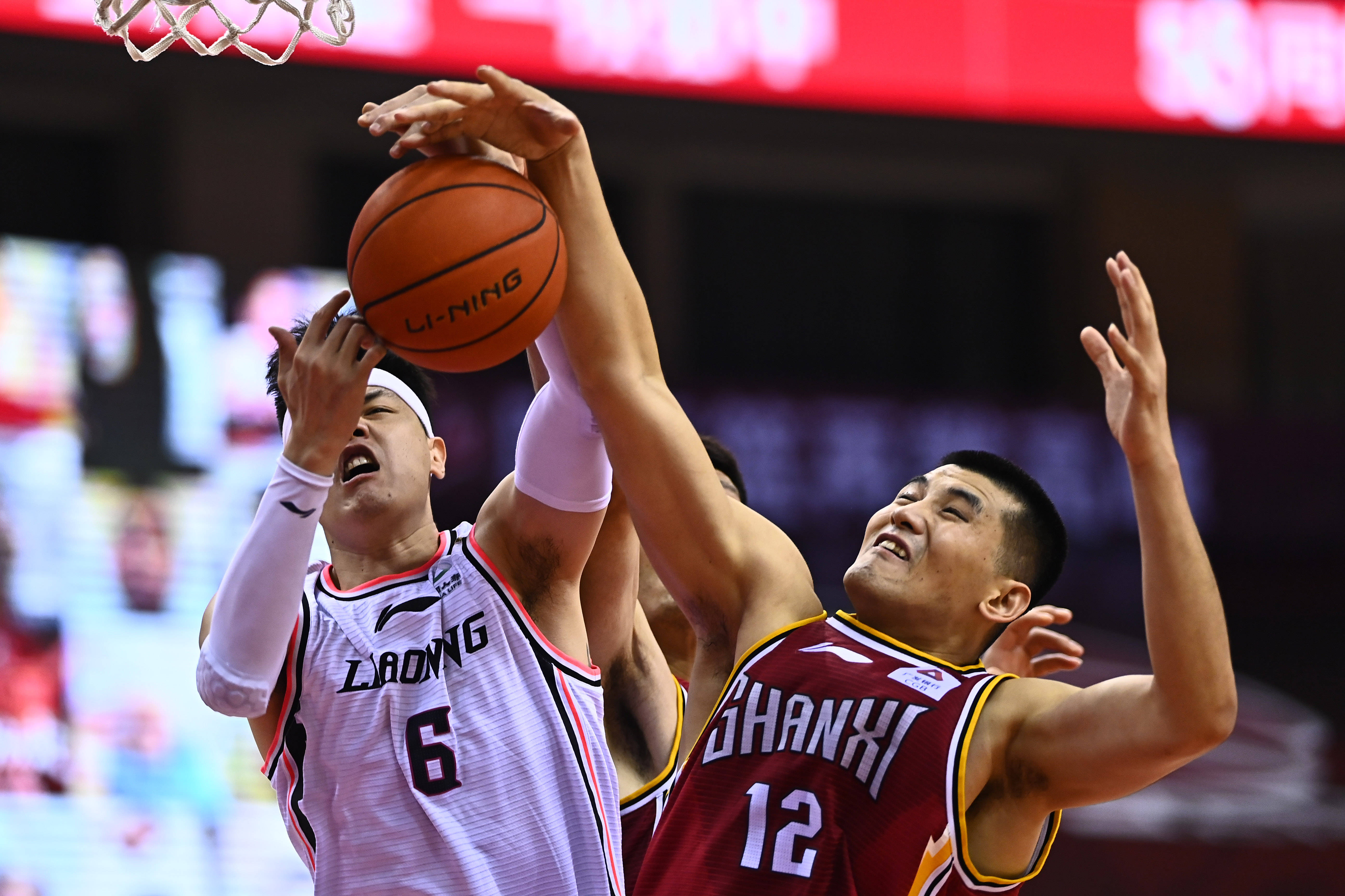 肘区夹击限 肘区夹击限